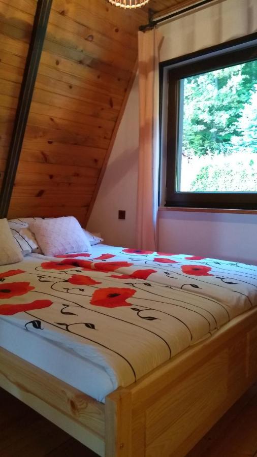 Domek Caloroczny Tresna Agata エクステリア 写真