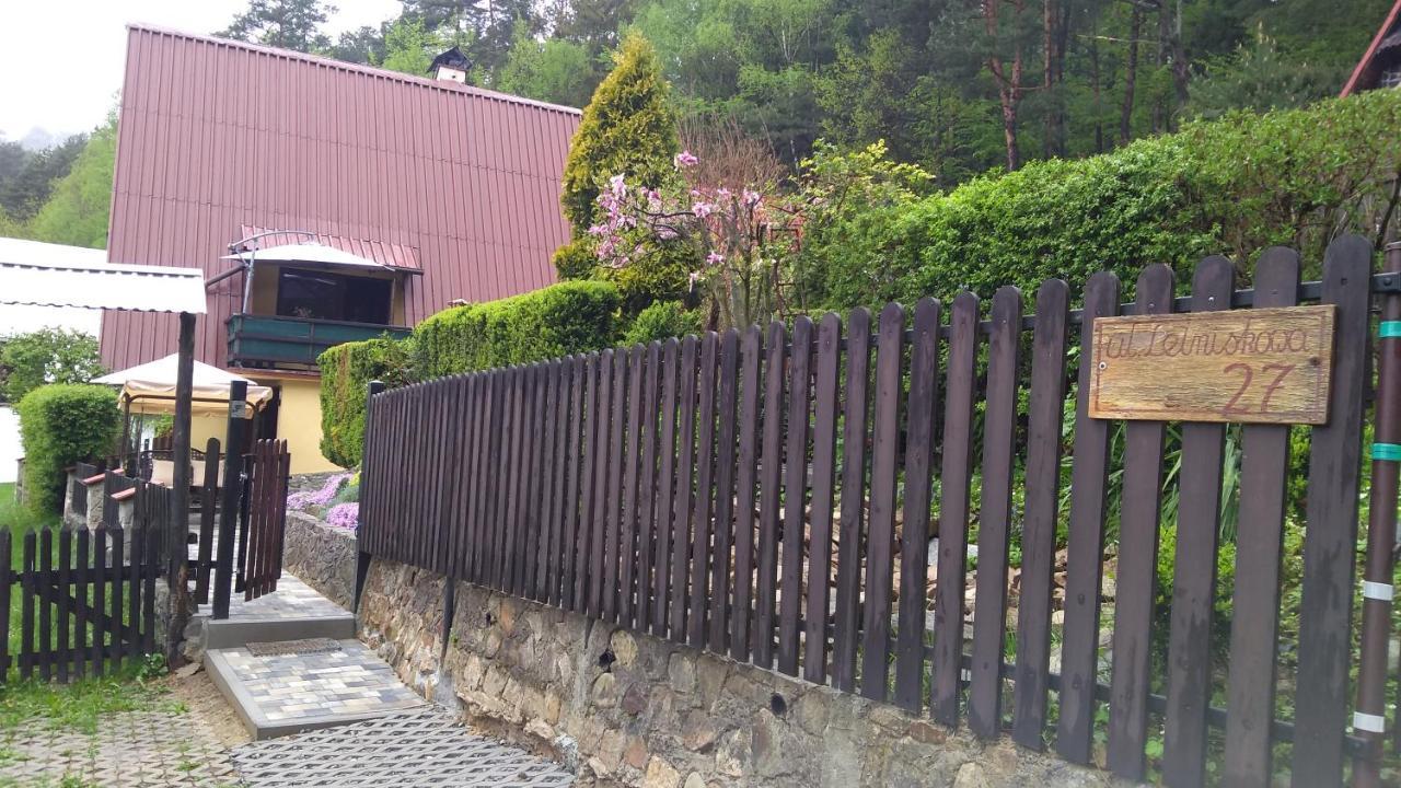 Domek Caloroczny Tresna Agata エクステリア 写真
