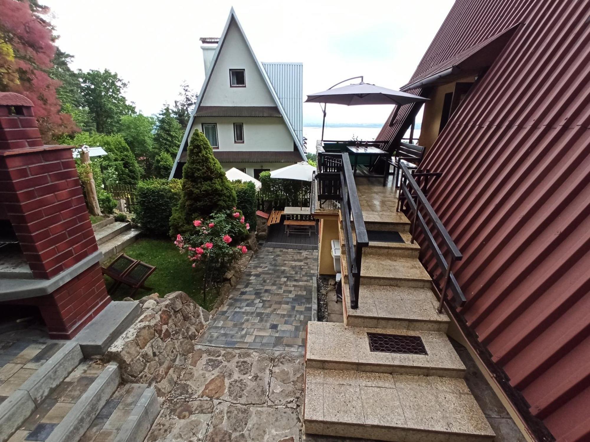 Domek Caloroczny Tresna Agata エクステリア 写真